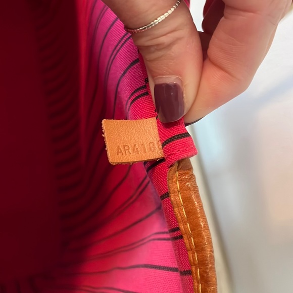 Louis Vuitton Limited Edition Love Lock Monogram Neverfull - Picture 15 of 16